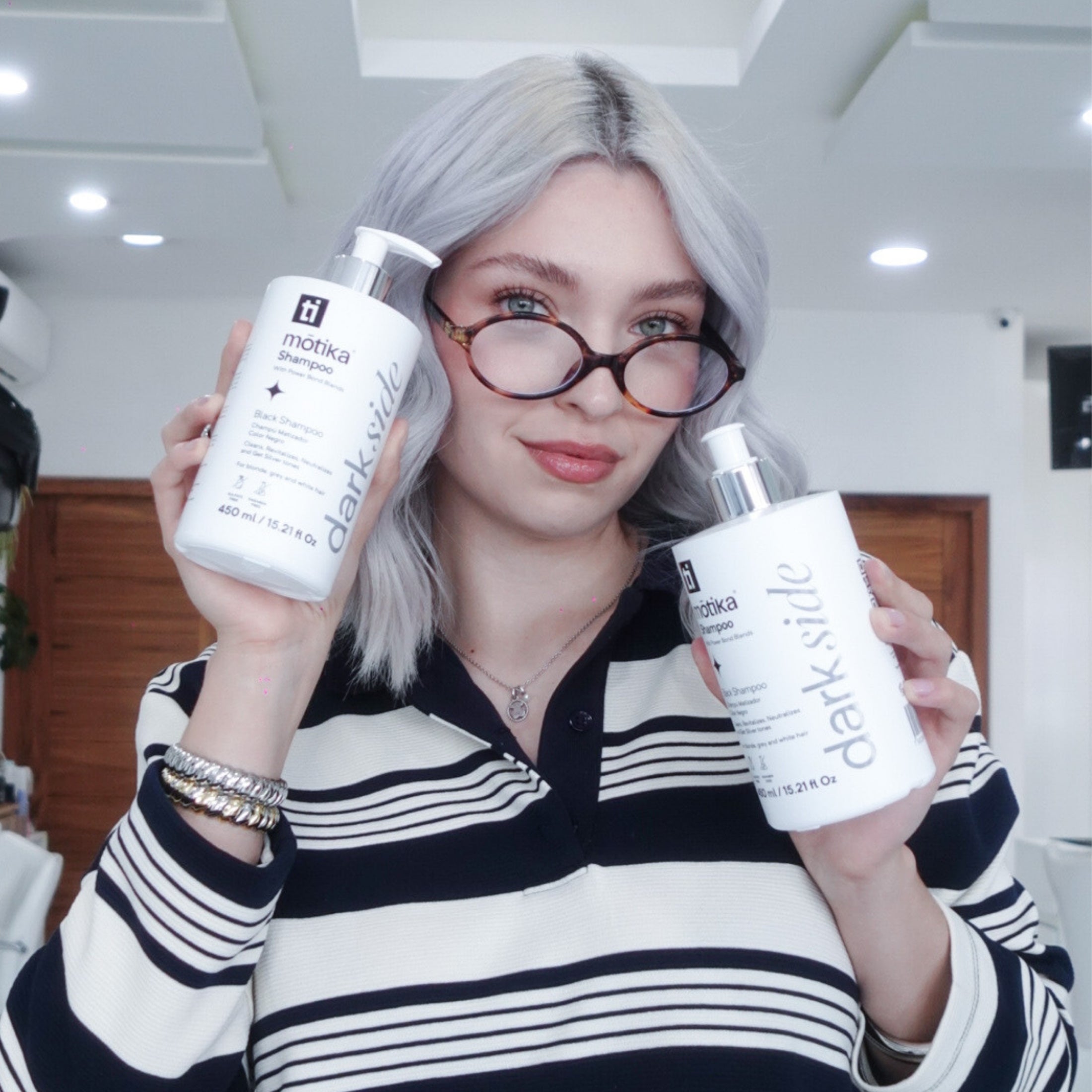 DarkSide motika | Shampoo Matizador Negro para Cabello Rubio Frío ó con canas